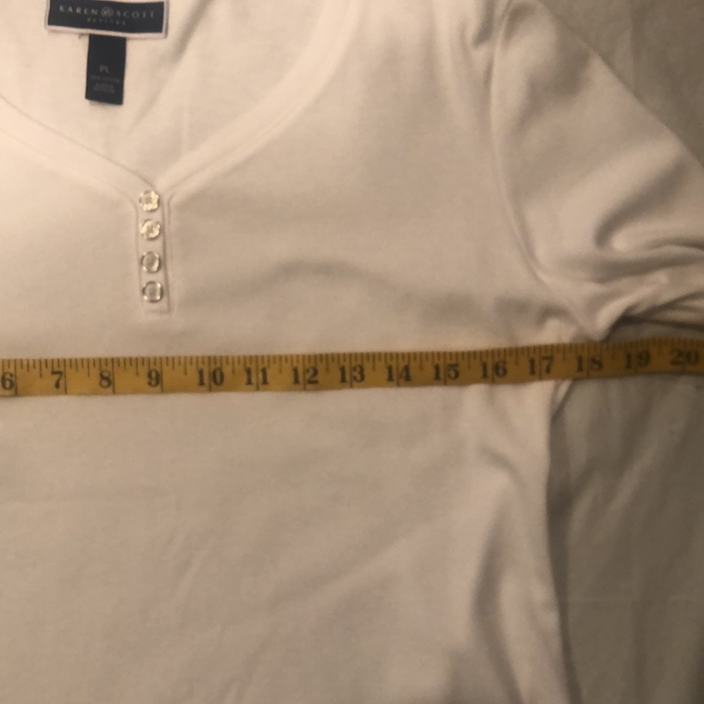Karen Scott Petite white shirt. Size petite large - Picture 8 of 15